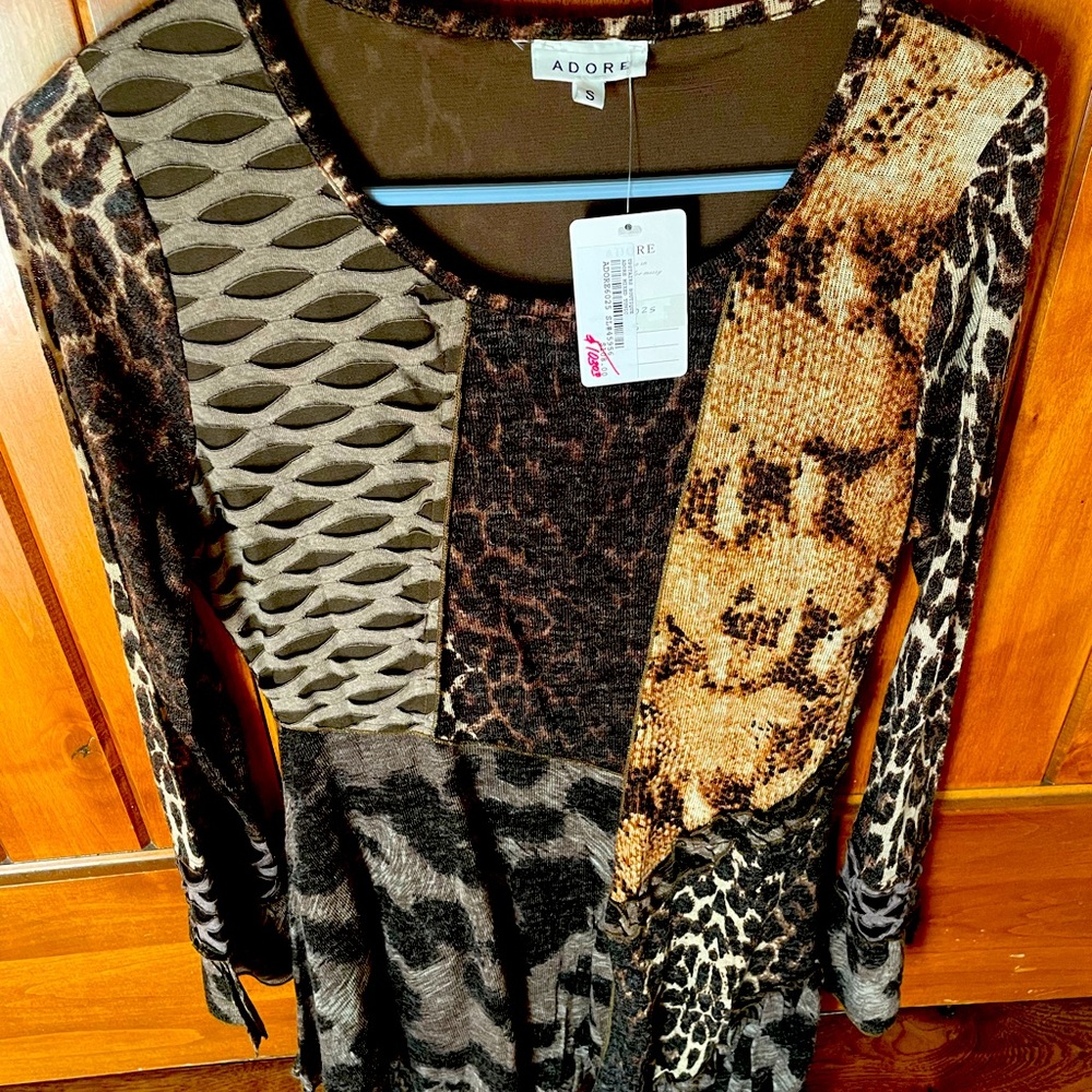 Beautiful multi print blouse size small